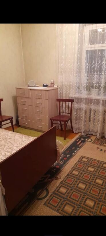 продам срочно дом: 59 кв. м, 3 бөлмө, Унаа токтотуучу жай, Забор, тосулган