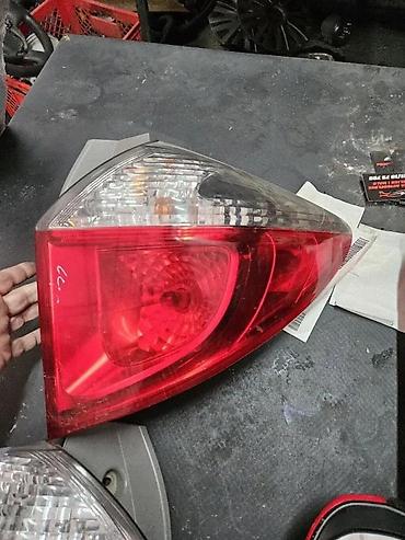 gps za vozila: DESNI STOP TOYOTA VERSO S | Levi stop toyota verso s — 1