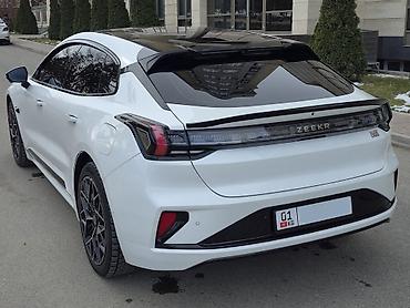 Zeekr: Zeekr 001: | 2024 г. Седан — 4