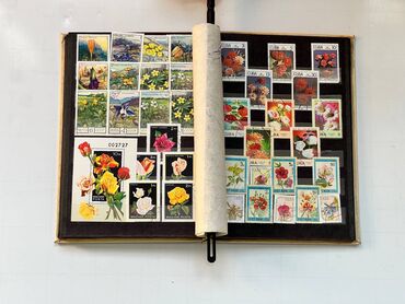 Марки: Продаю альбом с почтовыми марками. Разумный торг — 9