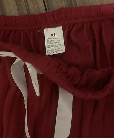 Gecəliklər: Qadın pijama dəsti Yenidir her birin 60 azn almisam ama endirimle — 8