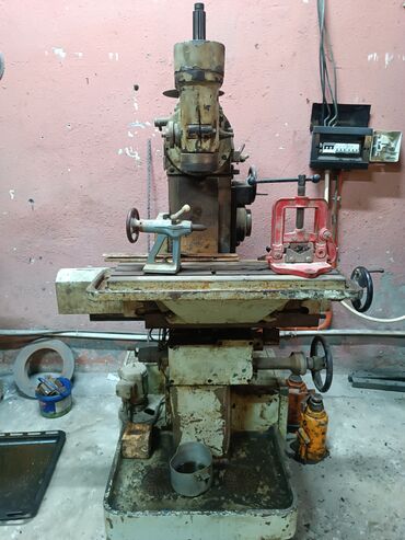Metal dəzgahları: Torna və dəzgah avadanlıqları paketi Satışda metal emalı üçün klassik — 5