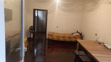 en ucuz heyet evleri: 2 комнаты, 49 м², Нет кредита, Средний ремонт