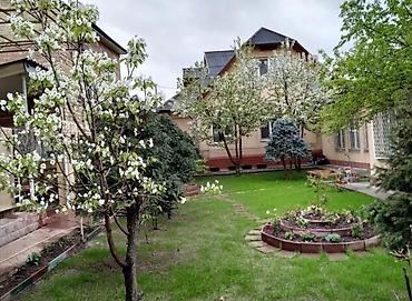 Sale of cottages and houses: 🚀продается дом 2этажный дом 🚀Уникальный Дом в Центре Бишкека — — 16