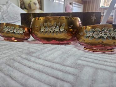 Digər dəstlər və servizlər: Zər ifa incəsənəti üslubunda dekorativ şüşə dəst - Tərkib: 1 ədəd iri — 10