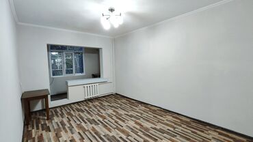квартира алемедин: 1 комната, 35 м², 105 серия, 2 этаж, Евроремонт
