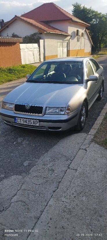 Skoda Octavia: 1.6 | 1999 year | 269800 km. Limousine