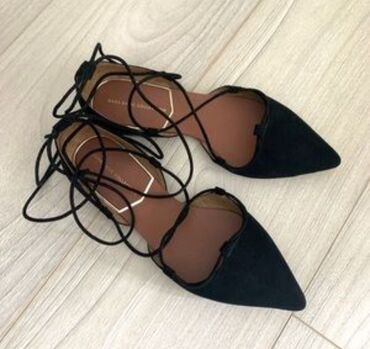 cipele crne i torbica gratis: Baletanke, Zara, 37