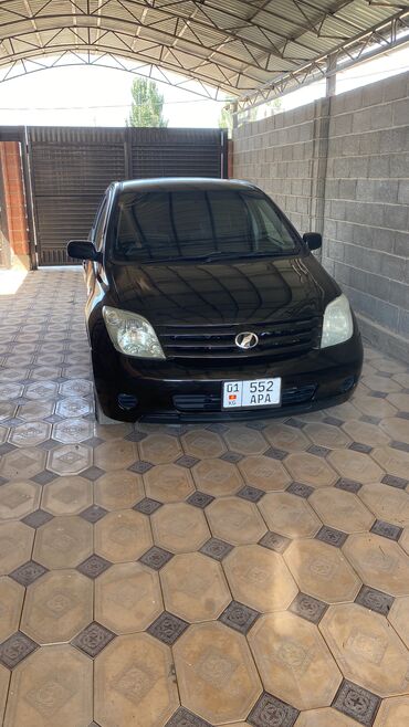 авто в рассрочку без процентов: Toyota ist: 2003 г., 1.3 л, Автомат, Бензин