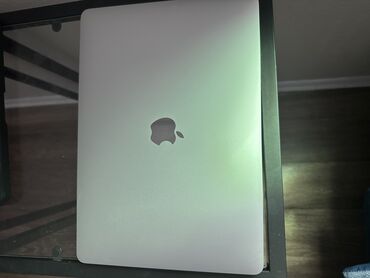 apple macbook m1: Apple
