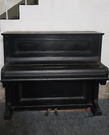 avanti piano: Antika piano tecili evden çıxmalıdır dəyərindən ucuz satılır.Saytda — 2