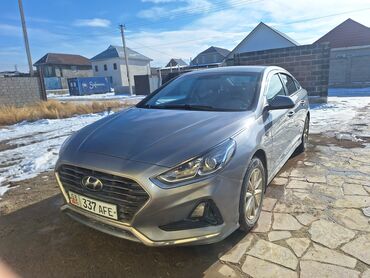 автомобиль хундай: Hyundai Sonata: 2018 г., 2 л, Автомат, Газ, Седан