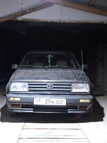 Volkswagen: Volkswagen Jetta: 1991 г., 1.8 л, Механика, Бензин, Седан