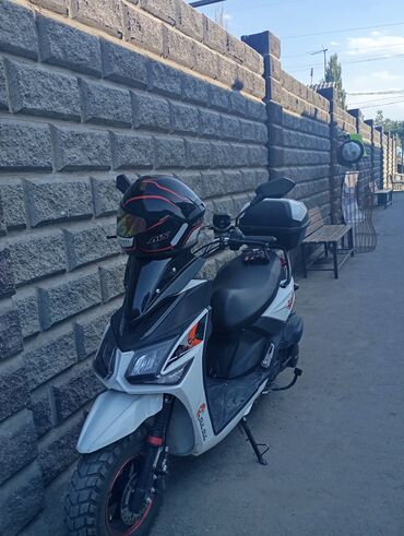 мотоцикл чоппер: Скутеретта 150 куб. см, Бензин, Б/у