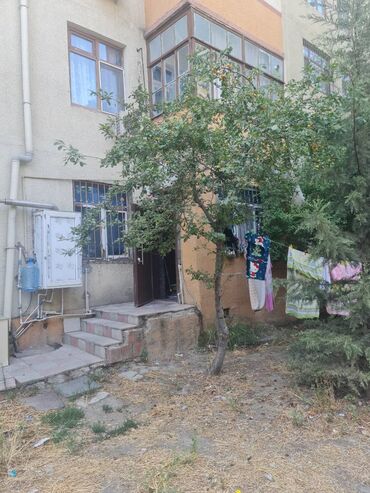 Köhnə tikili: Bakı, 2-ci mikrorayon, 2 otaqlı, Köhnə tikili, m. Memar Əcəmi, 56 kv. m — 27