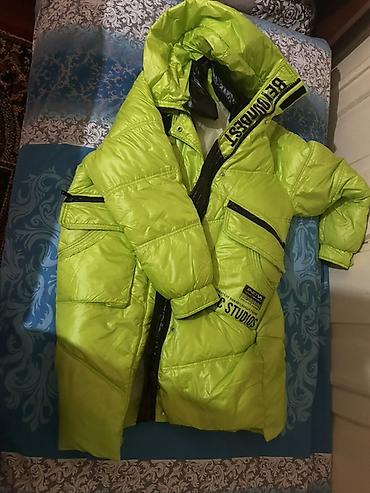 Paltolar: 100 manata alnıb Neon-yaşıl rəngli qış paltosu (parka tipli) - — 3
