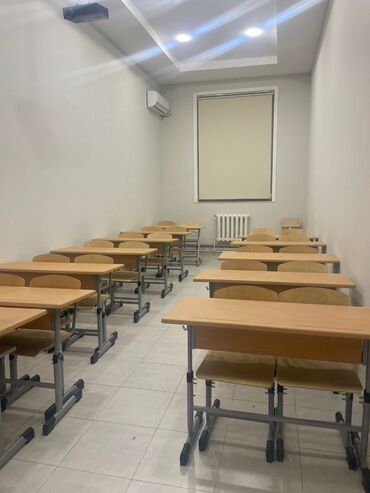 кухонные стулья: Məktəli partası Satılır.Ünvan Nəriman Nərimanov metro stansiyası