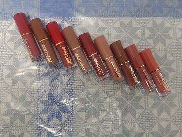 Çəngəllər: Kosmetik dəst, 10 məhsul, Yeni