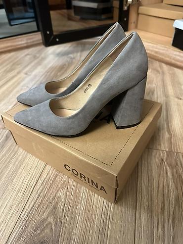 brend ayaqqabilar: Qadın tuflisi – CORINA brendi - Model: klassik “pump” tufli - Rəng — 2