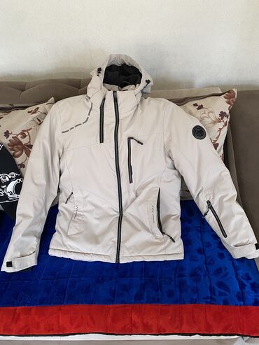 кожыный куртка: Куртка 2XL (EU 44), түсү - Саргыч боз