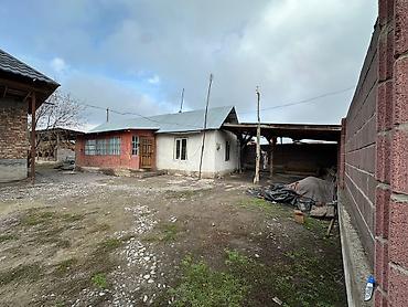 Продажа коттеджей и домов: Трёхкомнатная времянка и новый дом четыре комнатные плюс сарай 20/6 — 35