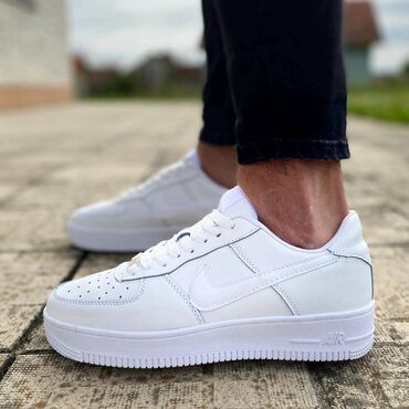 nike air force 1 ’07 lv8: Nike air force patike

Novo
Brojevi 36 do 46