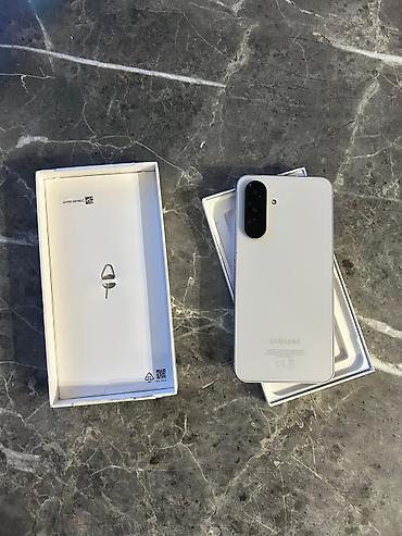 z fold 3: Samsung Galaxy A56 5G, 128 GB, rəng - Ağ, Barmaq izi — 5