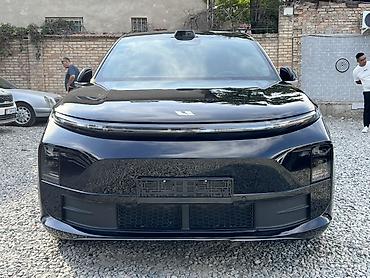 Lixiang L6: 2025 г., 1.5 л, Автомат, Бензин, Кроссовер