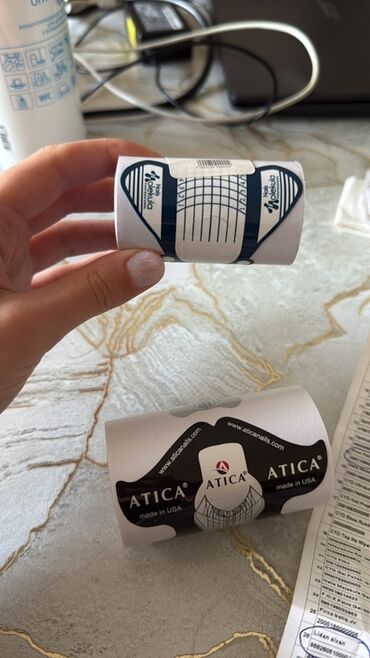 Manikür, pedikür aparatları: Manikür üçün avadanlıq dəsti tək tək də satılır hər biri Tərkib: - — 8