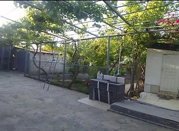 gencede ev: Hövsan qəs. 8 otaq, 200 kv. m, Kredit yoxdur, Orta təmir — 3