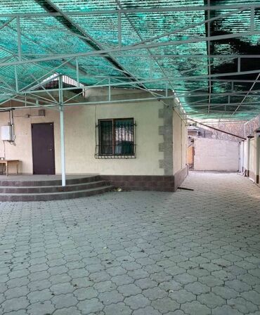 Продажа домов: Дом, 300 м², 7 комнат, Агентство недвижимости, Косметический ремонт — 3