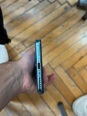 телефон fly fs502 cirrus 1: Məhsul: Smartfon (USB‑C girişli, iki tərəfli səsucaldan qəfəsləri