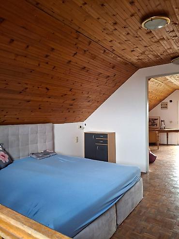 Kuće za dugoročni najam: Izdajem stanove za radnike u Dobanovcima,Surcin.
Cena 100e — 4