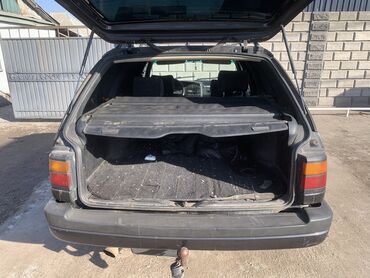 Volkswagen: Volkswagen Passat Variant: 1993 г., 2 л, Механика, Бензин, Универсал