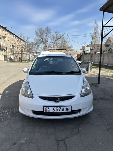 Honda: Honda Fit: 2005 г., 1.5 л, Вариатор, Бензин, Хэтчбэк