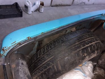 Təkərlər: Məhsul: Avtomobil kuzov hissələri və arxa baqaj komplekti (köhnə sovet — 3