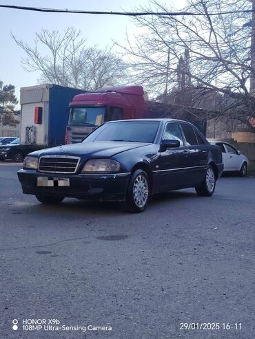 Mercedes-Benz: Mercedes-Benz 200: 2 l | 1994 il Sedan