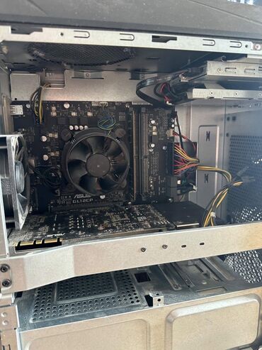 Desktop računari i radne stanice: ASUS desktop računar – gaming/creator konfiguracija Specifikacije: - — 4