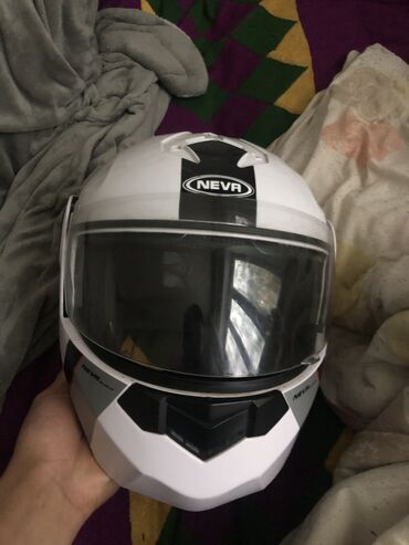 шлем для мотоцикла: 1500 срочно
