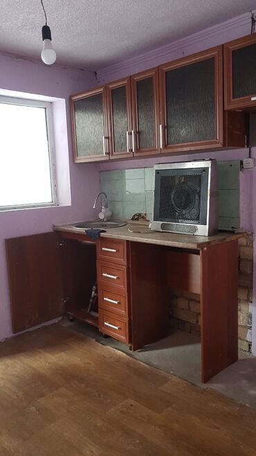 квартиры в бишкеке снять на долгий срок дешево с подселением: 2 бөлмө, Менчик ээси, Чогуу жашоо менен, Эмерексиз