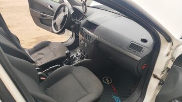 Opel: Opel Astra: 1.3 l | 2005 il 295000 km Universal — 9