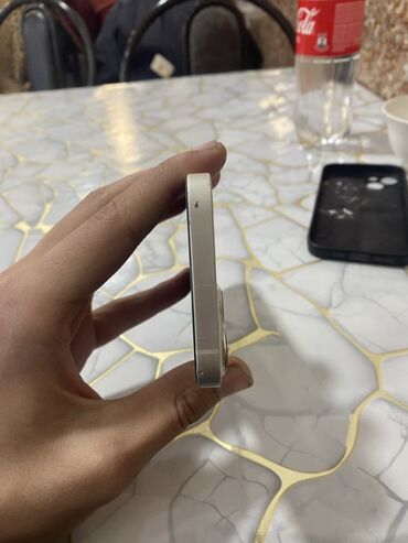 Apple iPhone: IPhone 13, Б/у, 128 ГБ, Старлайт, Чехол, 83 % — 6