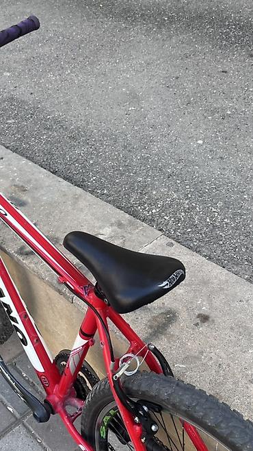 gurcustan velosiped bazari: Problemi yoxdu əla vəziyətdədi orjinal shimano top var üstündə — 9