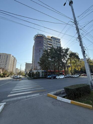 квартиры в токмоке: 3 комнаты, 100 м², Элитка, 8 этаж, Евроремонт