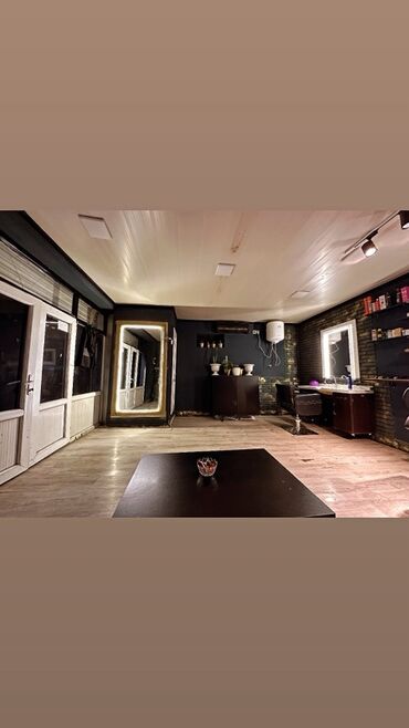 Hazır biznes: 📍 Gənclik metrosu yaxınlığında tam hazır bərbər salonu satılır — 6