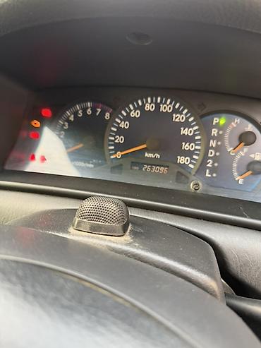 полик 5 д: Toyota Allex: 2003 г., 1.5 л, Автомат, Бензин, Хэтчбэк — 2
