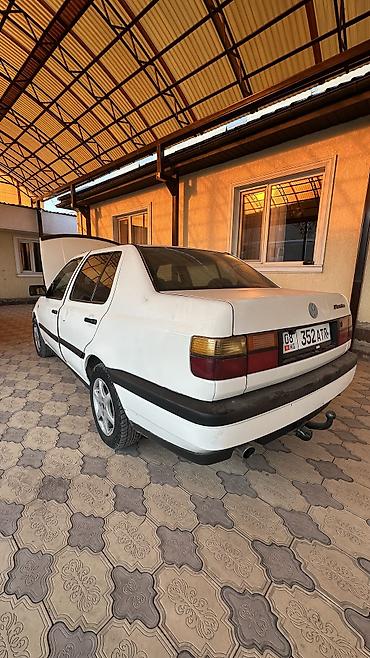 mersedes e 500: Volkswagen Vento: 1992 г., 1.8 л, Механика, Бензин, Седан — 3