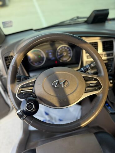 Hyundai: Hyundai Porter: 2020 г., 2.5 л, Типтроник, Электромобиль, Универсал — 14