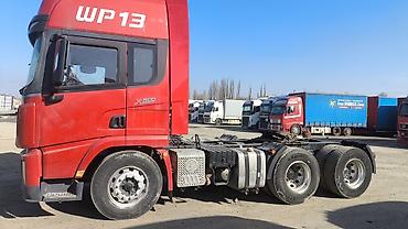 Тягачи: Тягач, Shacman — 2