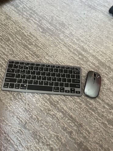 klaviatur: Bluetooth Klaviatura ve siçan dasti boz ve ag Mouse, keyboard
